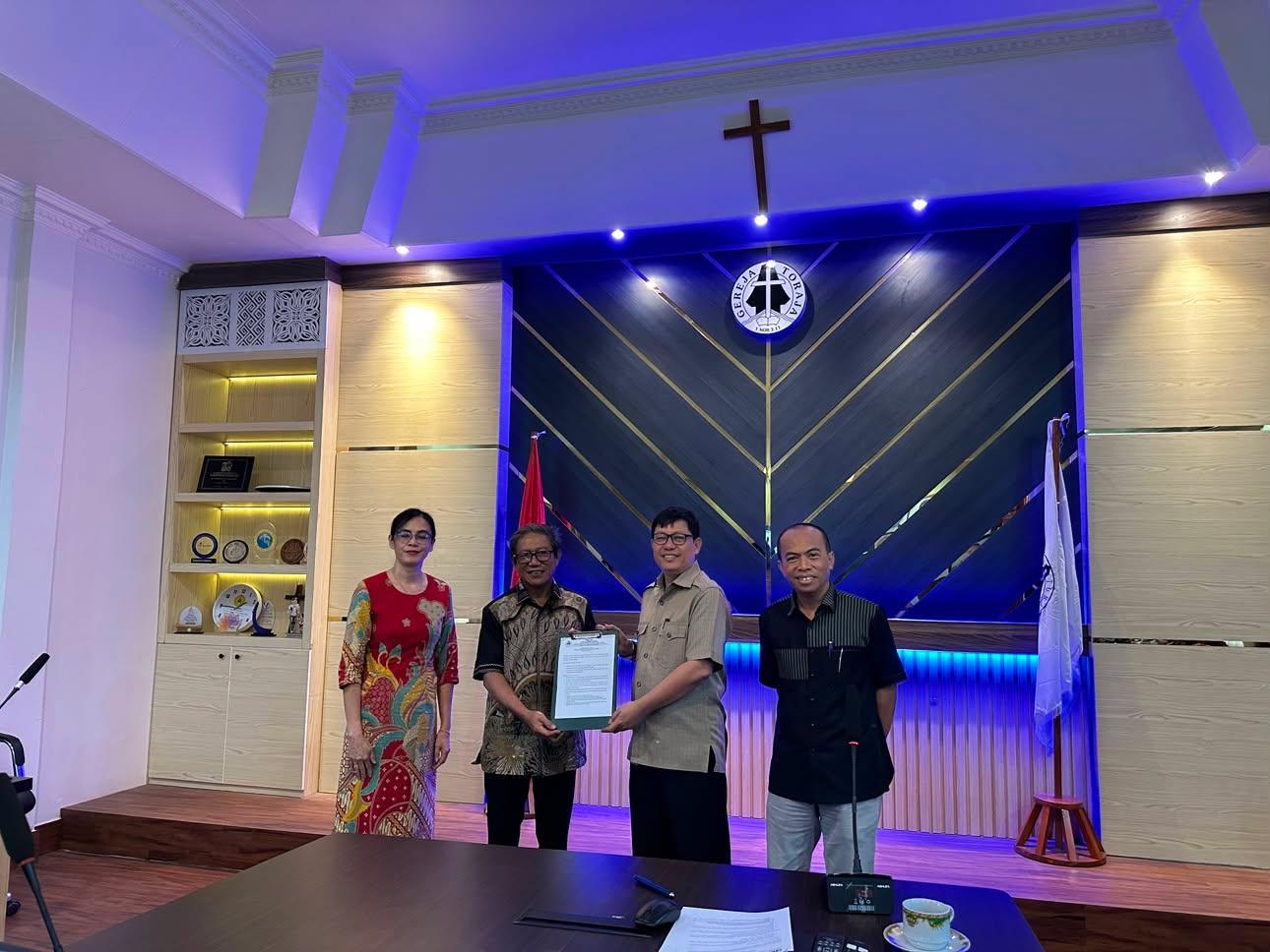 Serah Terima Pengurus Komisi Hubungan Gereja dan Negara Periode 2021–2026 kepada Periode 2026–2031